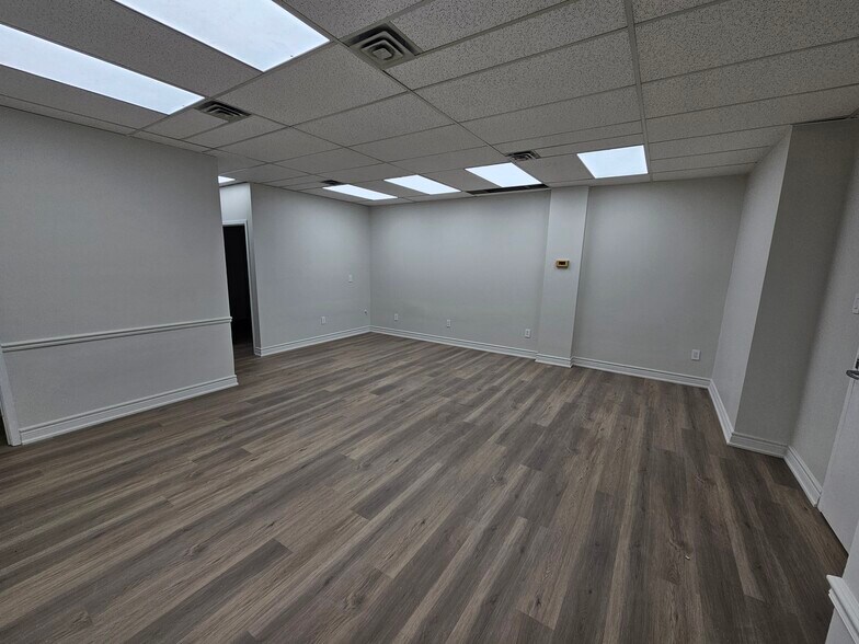 More Photos Of 3850 Finch Ave, Toronto Office For Lease