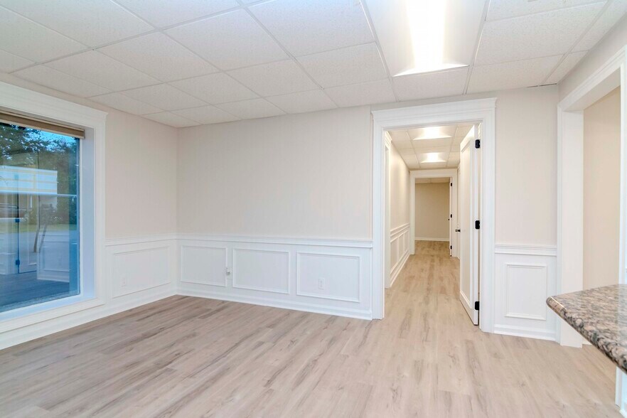 More Photos Of 3205 W Waters Ave, Tampa Medical For Sale