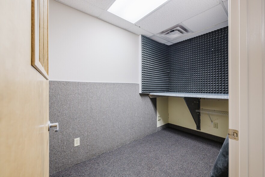 More Photos Of 1750 Manzanita Dr, Elko Office Residential For Sale