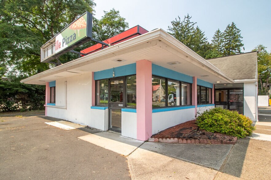 More Photos Of 127 S Main St, Ellenville Fast Food For Sale