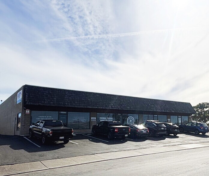 More Photos Of 7725-7739 Othello Ave, San Diego Service For Lease