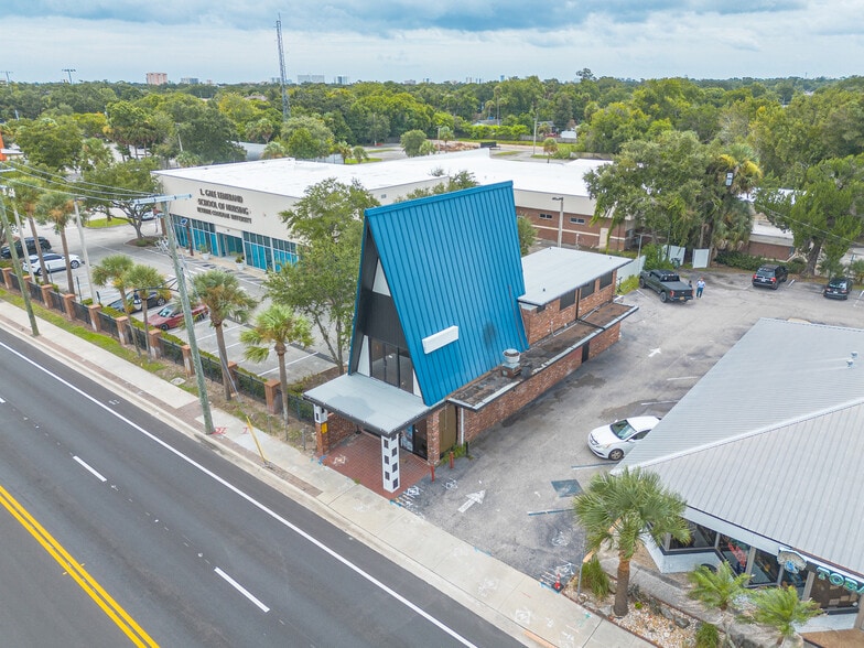 More Photos Of 747 W International Speedway Blvd, Daytona Beach Restaurant For Sale