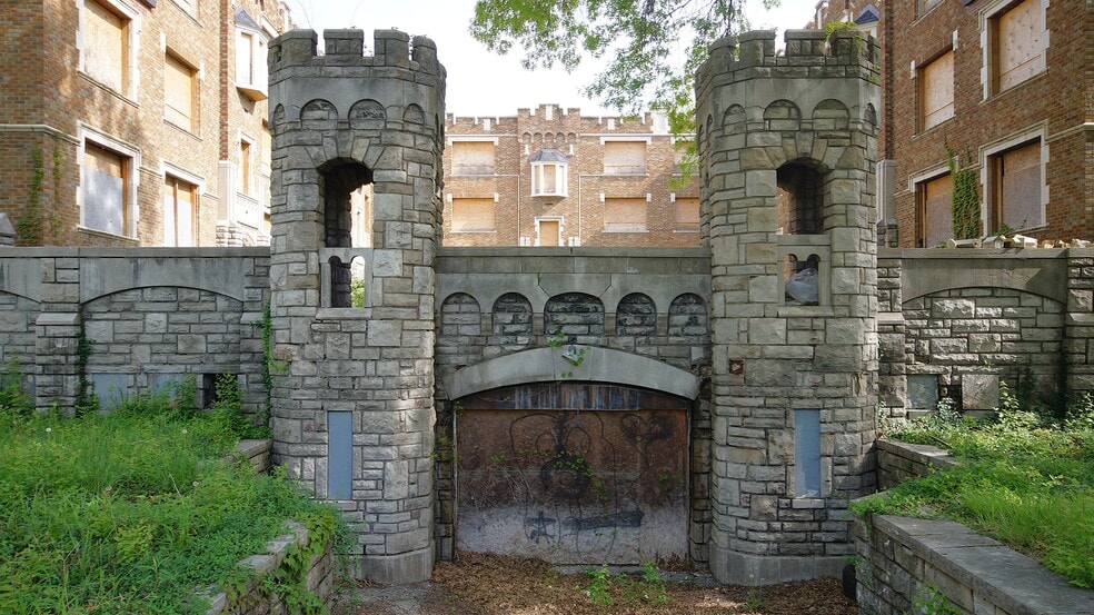 More Photos Of 5315-5325 Cabanne Ave, Saint Louis Apartments For Sale