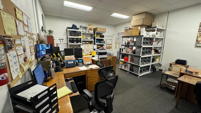 More Photos Of 1485 Lincoln Ave, Pasadena Light Manufacturing For Sale