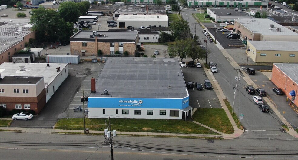 Primary Photo Of 855 Bloomfield Ave, Clifton Manufacturing For Lease