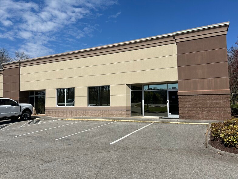 More Photos Of 1619 Schaeffer Rd, Knoxville Office For Lease