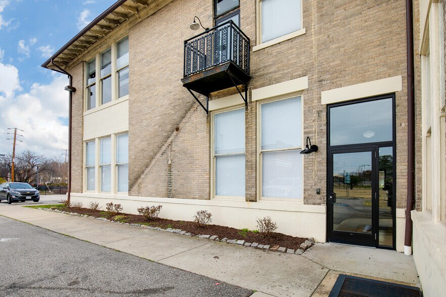 More Photos Of 141 E Wythe St, Petersburg Apartments For Sale