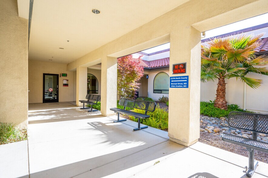 More Photos Of 325 Posada Ln, Templeton Healthcare For Lease
