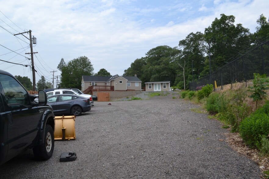 More Photos Of 23 Nickerson Rd, Ashland Service For Sale