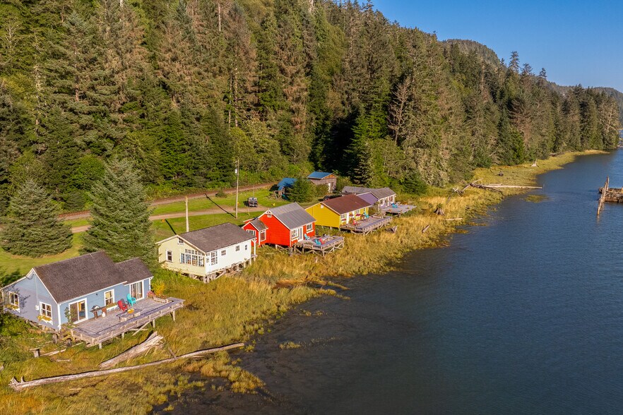 More Photos Of 3900 Skeena Dr, Port Edward Land For Sale