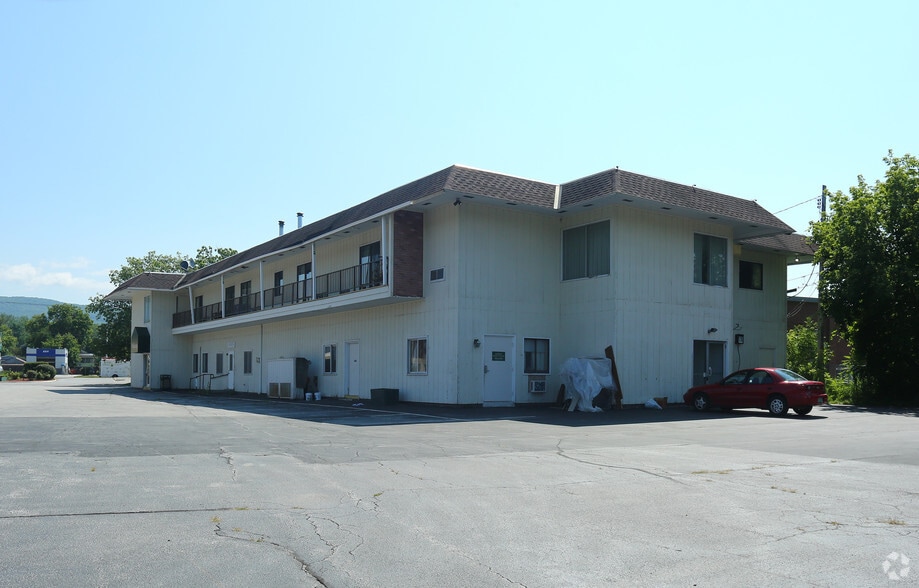 More Photos Of 257 S Main St, Rutland Office For Lease