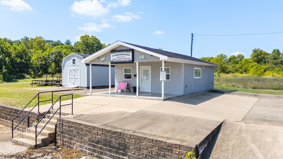 More Photos Of 1025 Gihon Rd, Parkersburg Auto Repair For Sale