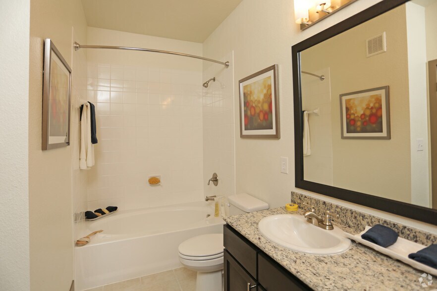 More Photos Of 744 Brick Row, Richardson Apartments For Lease