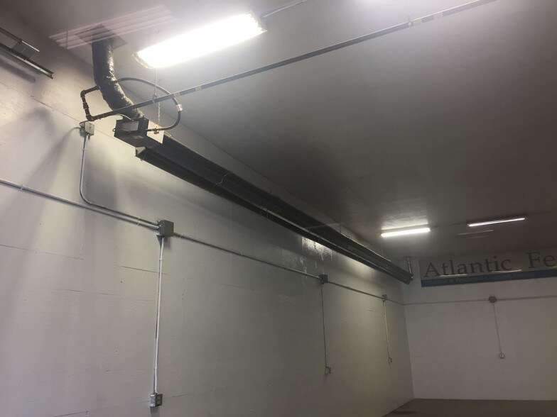 More Photos Of 12211-12219 66 St NW, Edmonton Light Manufacturing For Sale