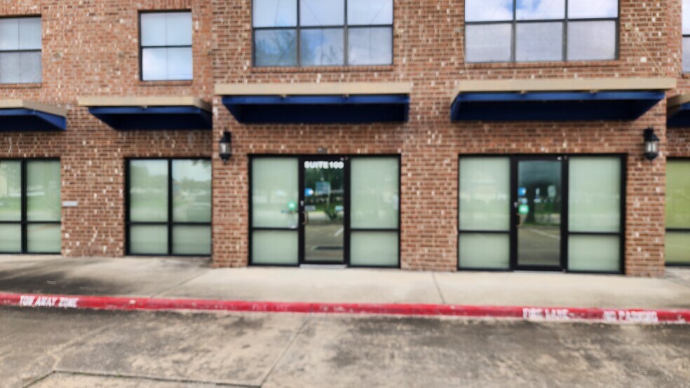 More Photos Of 12221 S Kirkwood Rd, Stafford Apartments For Lease