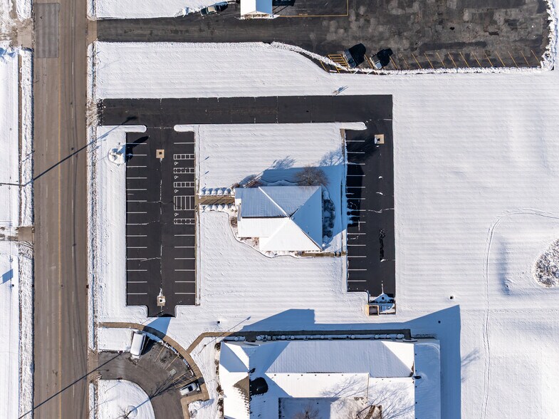 More Photos Of 1752 W High St, Piqua Medical For Sale