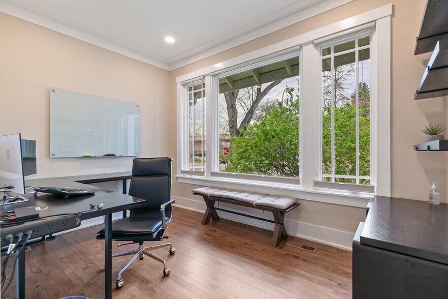 More Photos Of 1890 W Littleton Blvd, Littleton Office For Sale