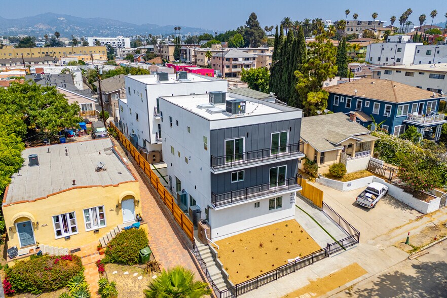 Primary Photo Of 4511 Rosewood Ave, Los Angeles Apartments For Sale