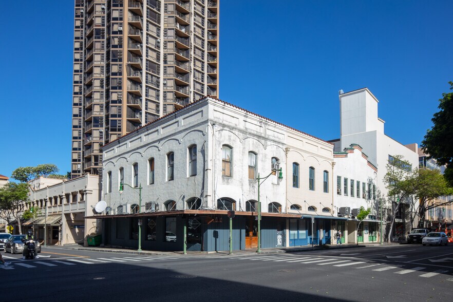 75 N King St, Honolulu, HI 96817 Storefront Retail Office For Sale