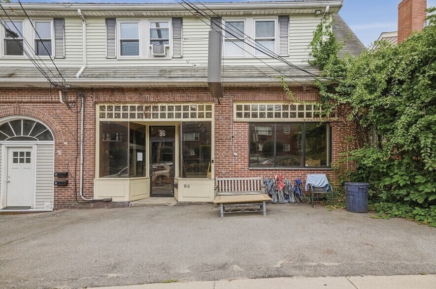 Primary Photo Of 86 Trapelo Rd, Waltham Storefront For Lease