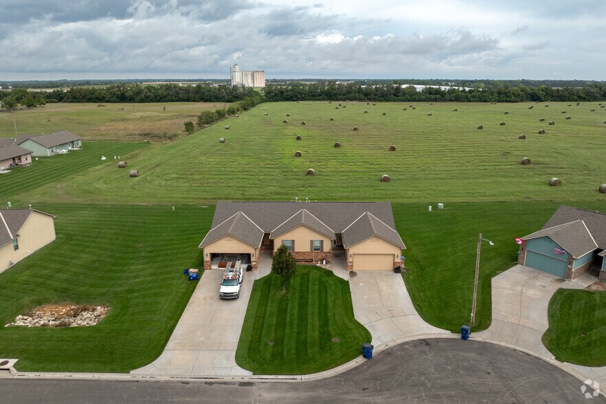 More Photos Of 273 N Copperhead St, Clearwater Apartments For Sale