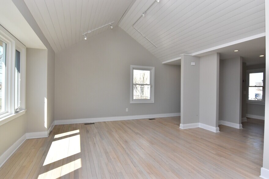 More Photos Of 18355 Coastal Hwy, Lewes Office For Lease