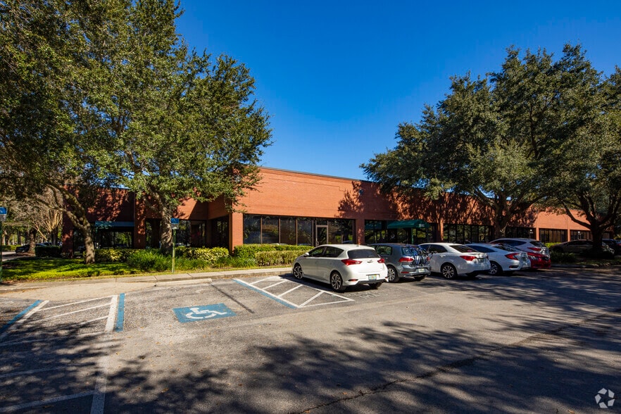 More Photos Of 4502 Woodland Corporate Blvd, Tampa Unknown For Lease