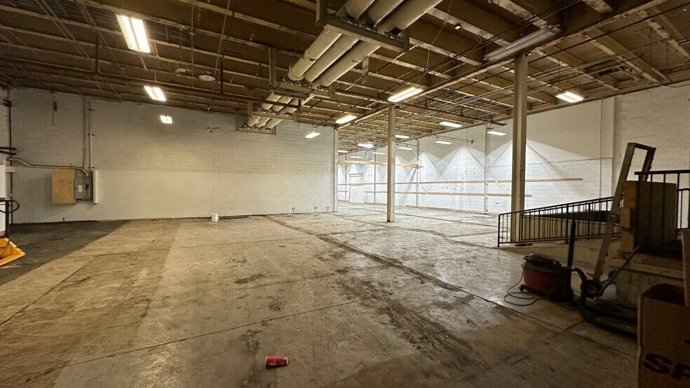 More Photos Of 1727-1801 Union Blvd, Allentown Warehouse For Lease