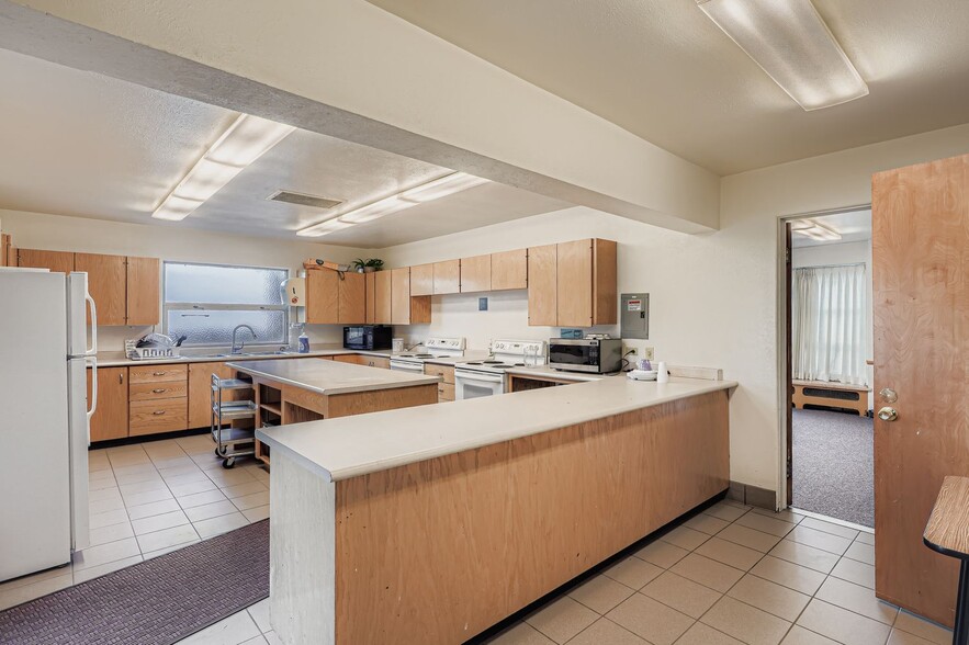 More Photos Of 495 S Zuni St, Denver Religious Facility For Sale