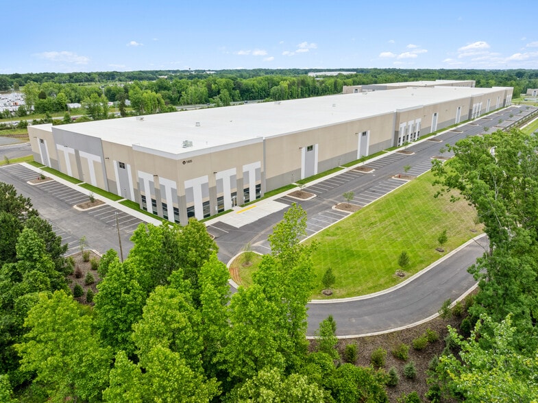 Primary Photo Of 1605 Piedmont Commerce Dr, Kernersville Warehouse For Lease