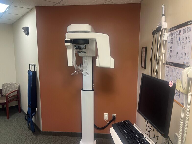 More Photos Of 103 S 3rd Ave, Edgar Medical For Sale