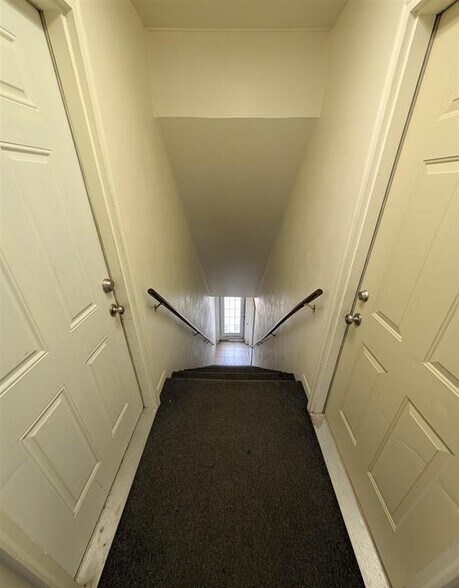 More Photos Of 5917 Plank Rd, Peoria Multifamily For Sale