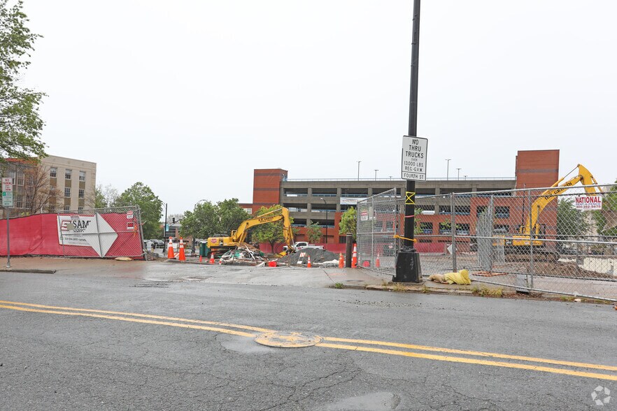 More Photos Of 501 W 4th St, Winston-Salem Apartments For Lease