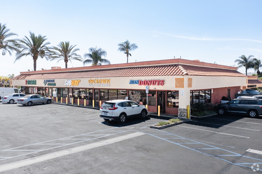 More Photos Of 2096 W La Habra Blvd, La Habra Unknown For Lease
