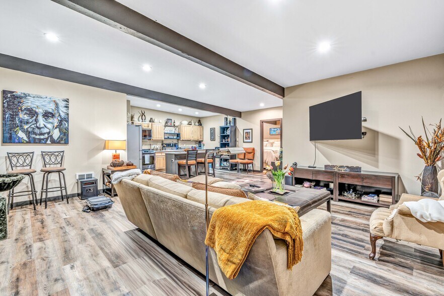 More Photos Of 6729 SE 162nd Ave, Portland Horse Stables For Sale