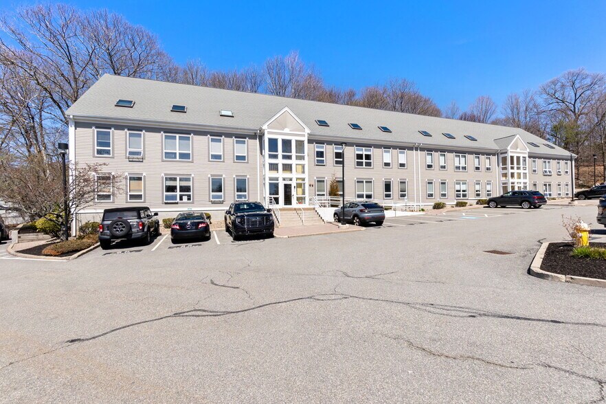 More Photos Of 491 Maple St, Danvers Office For Sale