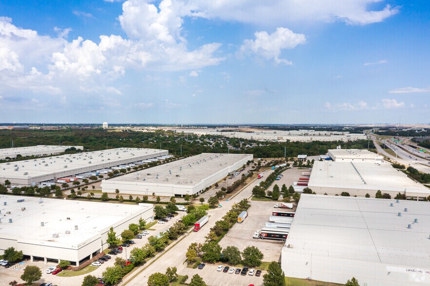 More Photos Of 4265 Trade Center Dr, Grapevine Warehouse For Lease