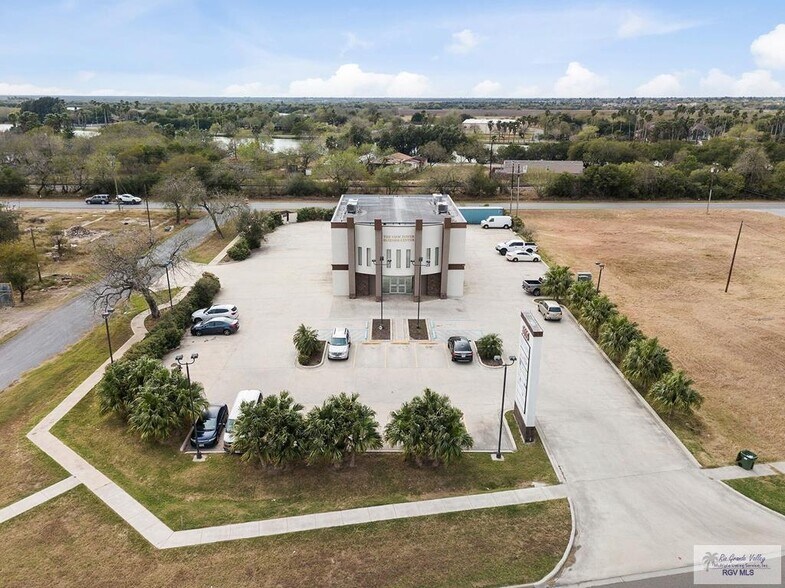 8015 N Expressway 77, Olmito, TX 78575 Medical Office For Lease