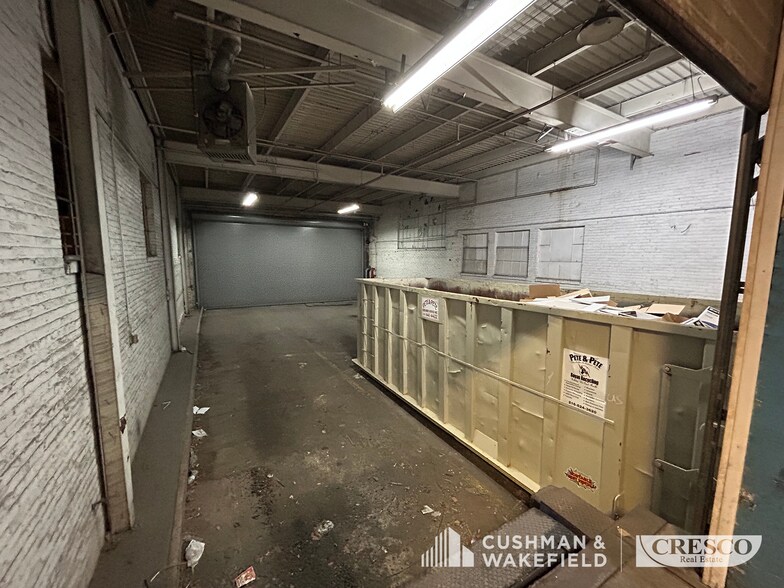 More Photos Of 5200 Harvard Ave, Newburgh Heights Warehouse For Sale