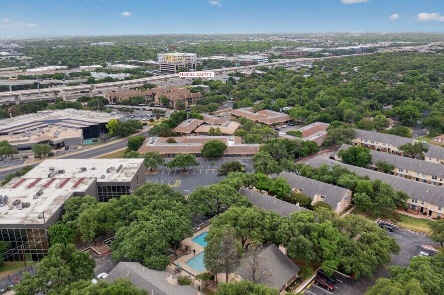 More Photos Of 8870 Business Park Dr, Austin Loft Creative Space For Lease