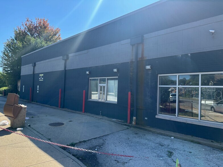 More Photos Of 8307 S South Chicago Ave, Chicago Freestanding For Sale