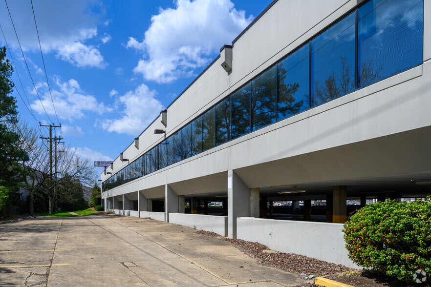 More Photos Of 2730 Eisenhower Ave, Alexandria Schools For Sale