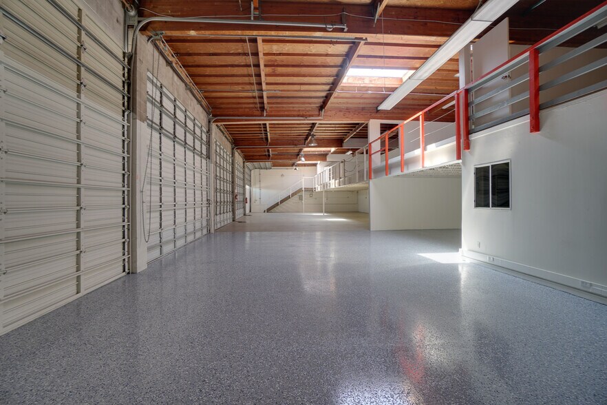 More Photos Of 2196 American Ave, Hayward Warehouse For Lease