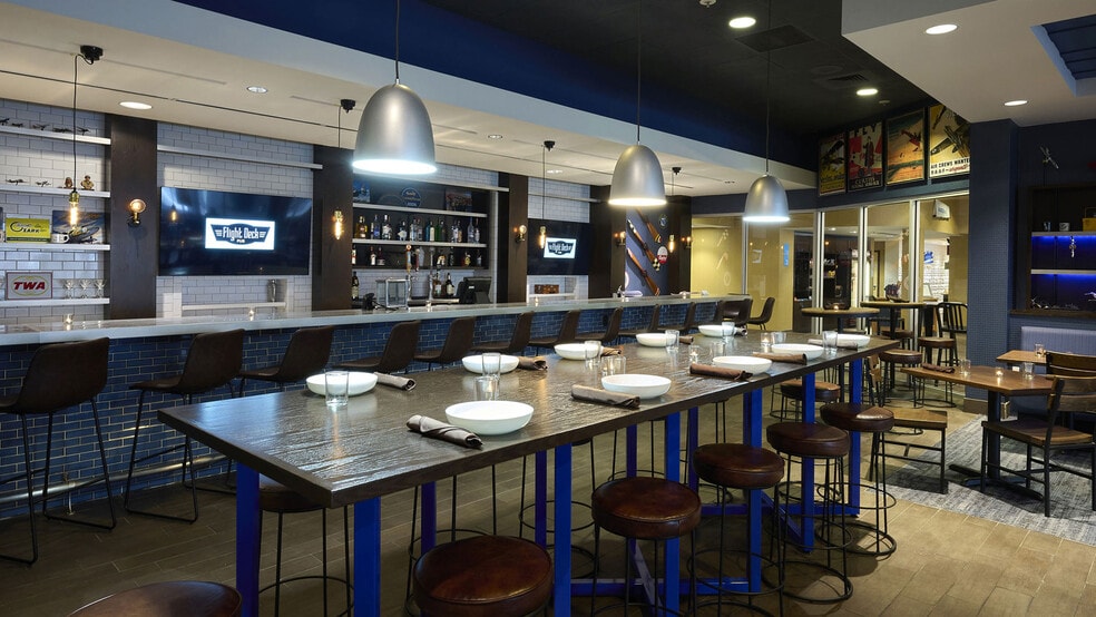 More Photos Of 6921 S Lindbergh Blvd, Saint Louis Hotel For Sale