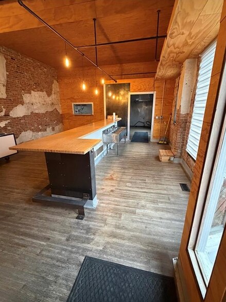 More Photos Of 1000 Tinsman Ave, Trenton Freestanding For Sale