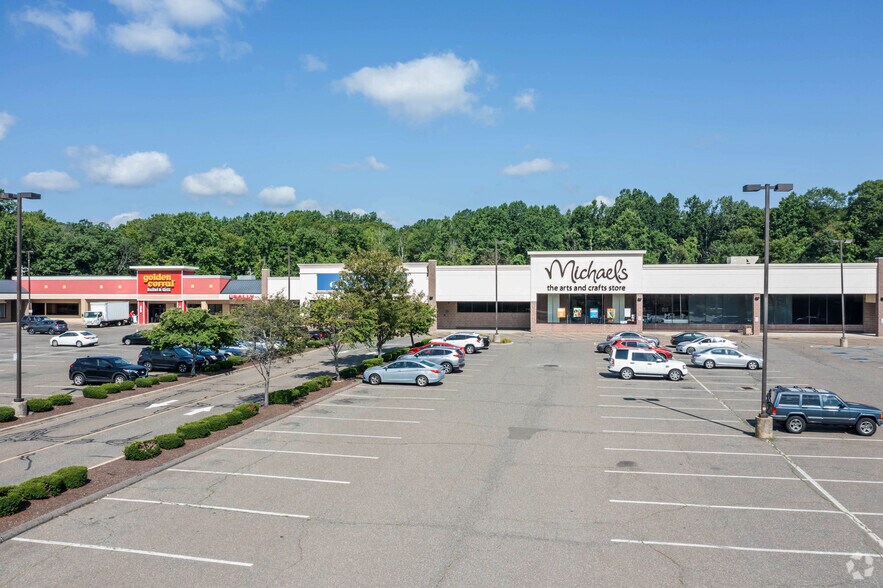 Primary Photo Of 49-98 Turnpike Sq, Milford Freestanding For Lease