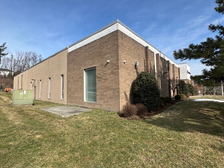 More Photos Of 5 Emery Ave, Randolph Distribution For Sale