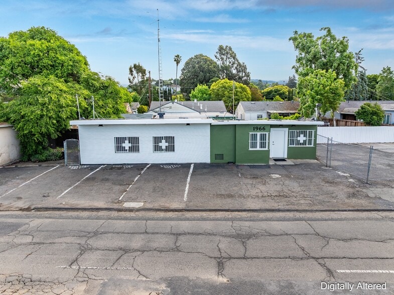 More Photos Of 1966 Broadway St, Vallejo Storefront For Sale