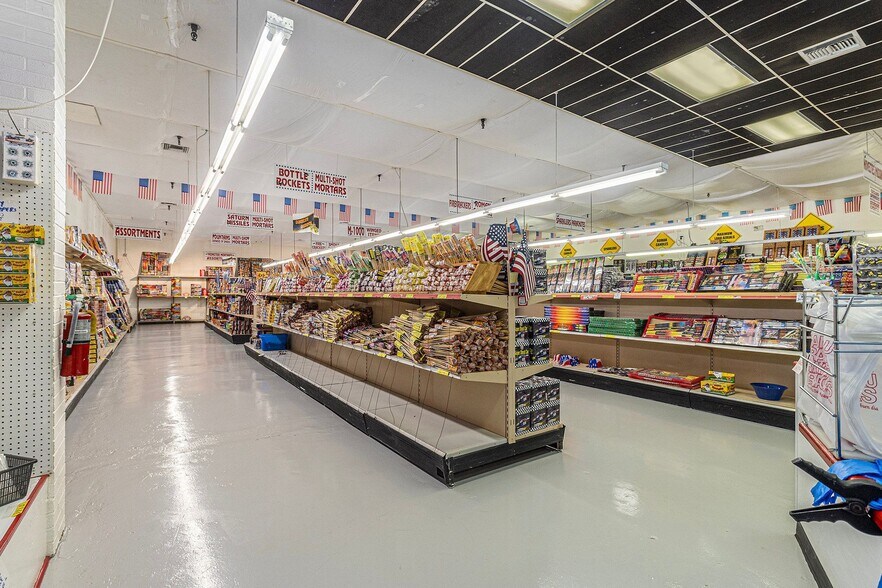 More Photos Of 625 Ocoee St, Copperhill Freestanding For Sale