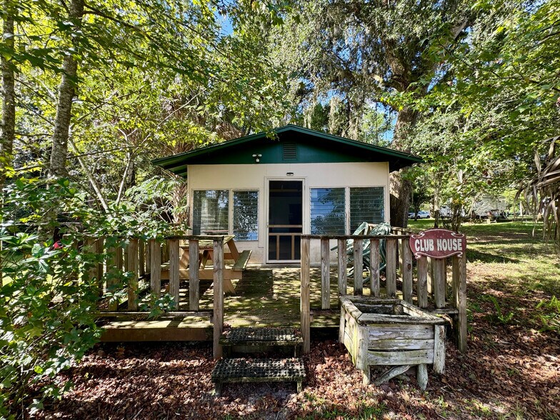 More Photos Of 15260 NE 152nd Pl, Fort Mc Coy Trailer Camper Park For Sale